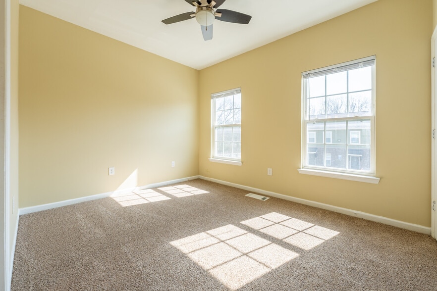 More Photos Of 156 Silver St, Tullahoma Apartments For Sale