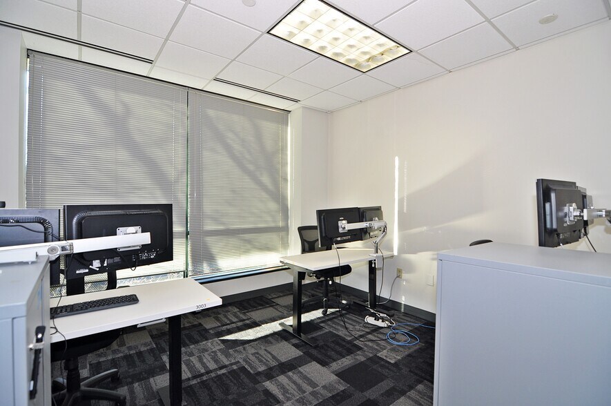 More Photos Of 1892 Preston White Dr, Reston Medical For Lease