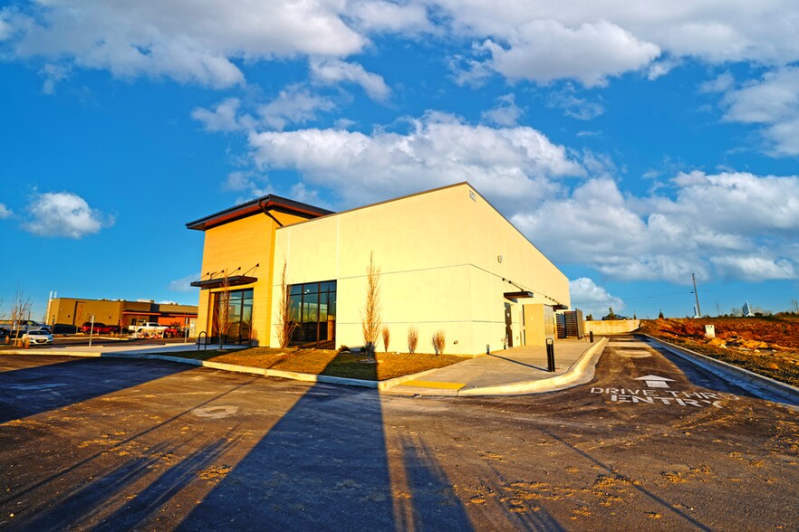 More Photos Of 1522 E Deer Flat Rd, Kuna Restaurant For Lease