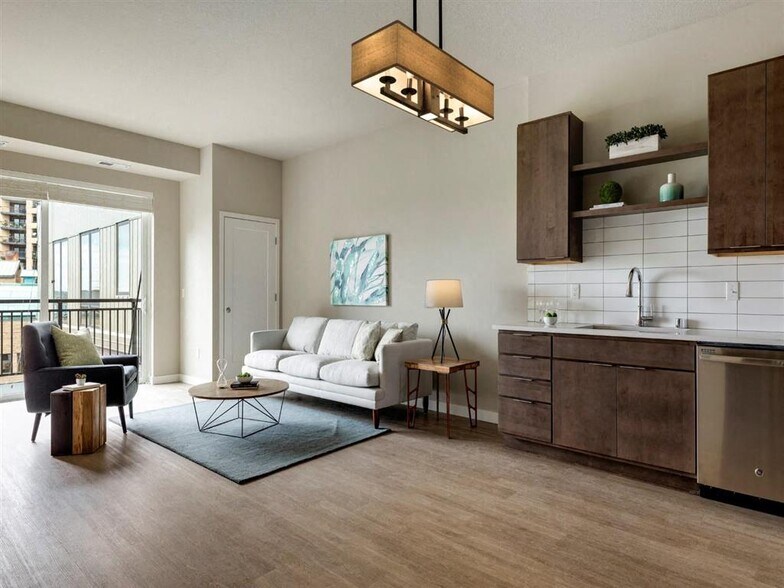 More Photos Of 10 2nd St SE, Minneapolis Apartments For Lease