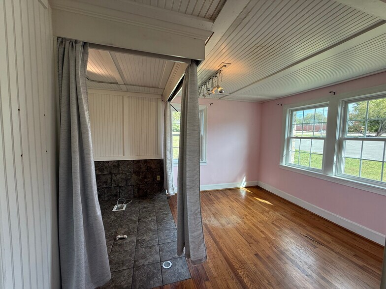 More Photos Of 2624 Old Lebanon Pike, Nashville Freestanding For Lease