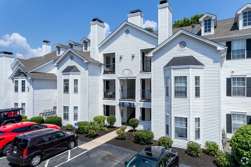 More Photos Of 100 Elena St, Cranston Apartments For Sale