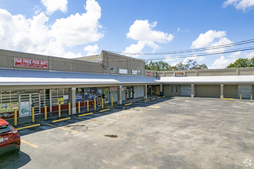 Primary Photo Of 4911-4935 E Broadway Ave, Tampa Storefront Retail Office For Sale