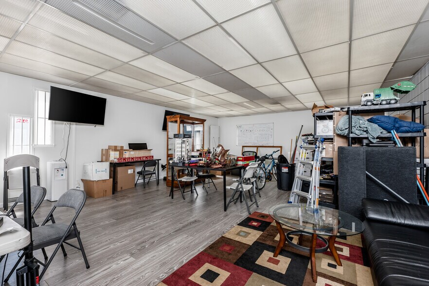 More Photos Of 13663 Prairie Ave, Hawthorne Office For Sale