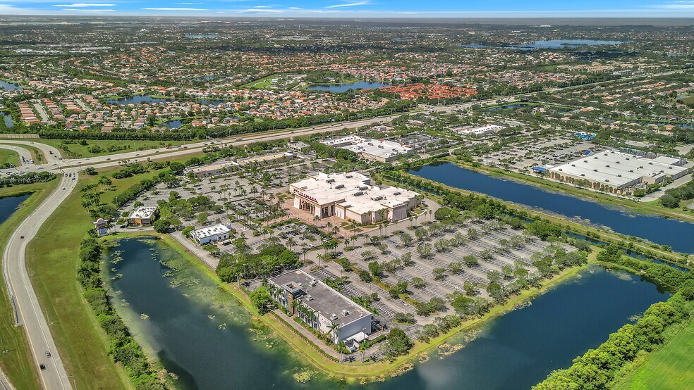 More Photos Of 15601 Sheridan St, Davie Unknown For Lease