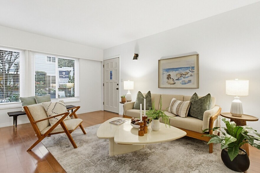 More Photos Of 829 Avalon Ct, San Diego Apartments For Sale