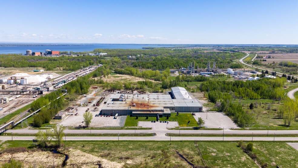 Primary Photo Of 805 Boul Alphonse-Deshaies, Bécancour Industrial For Sale