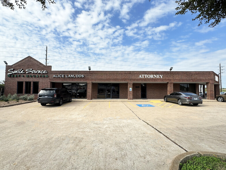 Primary Photo Of 15300 Westheimer Rd, Houston Unknown For Lease