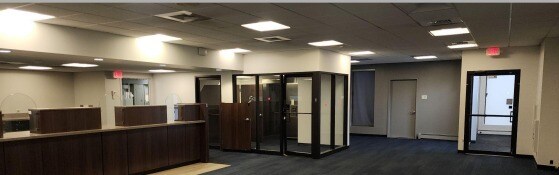 More Photos Of 540 Middle Neck Rd, Great Neck Bank For Lease