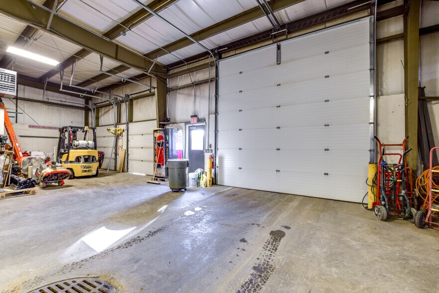 More Photos Of 220 Raemisch Rd, Waunakee Warehouse For Sale