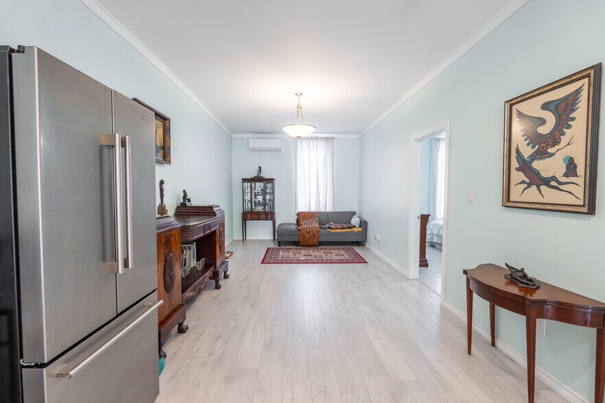 More Photos Of 7 Main St W, Ridgetown Storefront Retail Residential For Sale