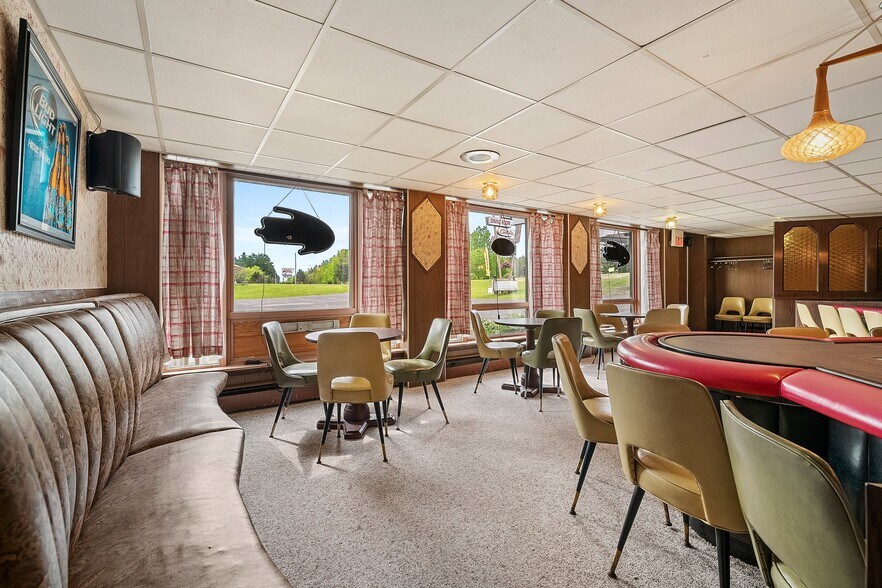 More Photos Of W11466 US Hwy 8, Dunbar Restaurant For Sale