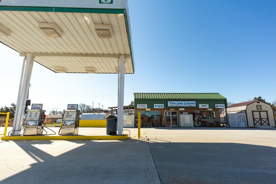 Primary Photo Of 784 E State Highway 215, Dadeville Self Storage For Sale