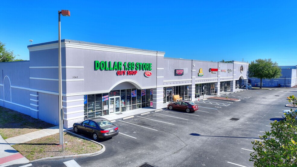 More Photos Of 3262 Vineland Rd, Kissimmee Storefront Retail Residential For Lease