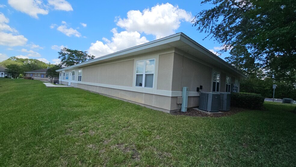 More Photos Of 91 Branscomb Rd, Green Cove Springs Office For Sale