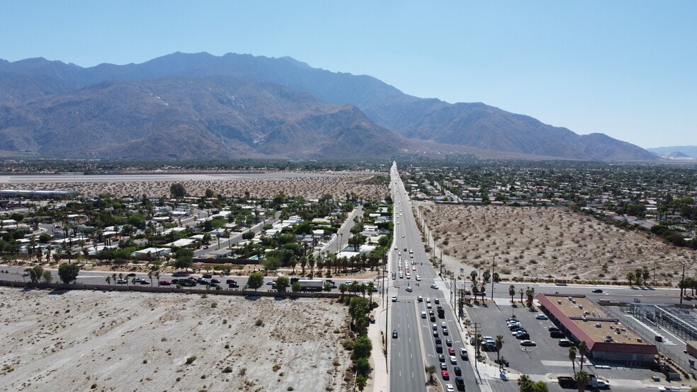 More Photos Of 3700 E Vista Chino, Palm Springs Freestanding For Lease