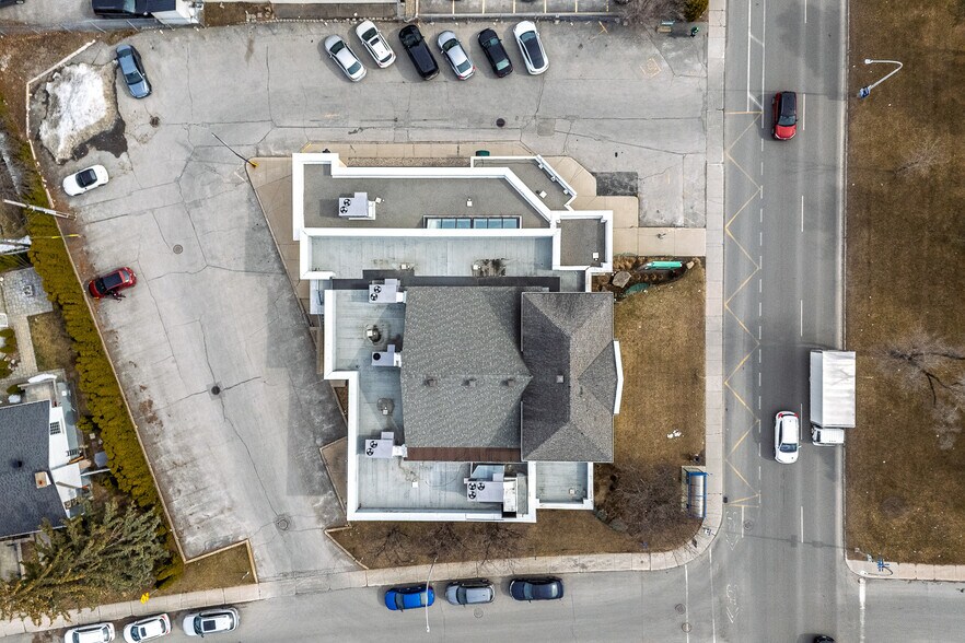 More Photos Of 250 Boul De La Concorde E, Laval Loft Creative Space For Sale