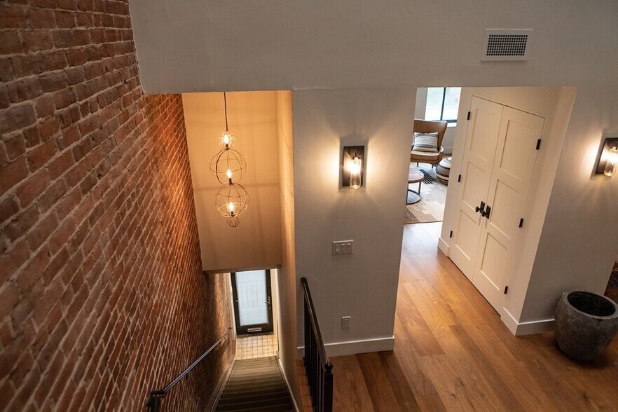 More Photos Of 263 Main St, Northampton Apartments For Sale