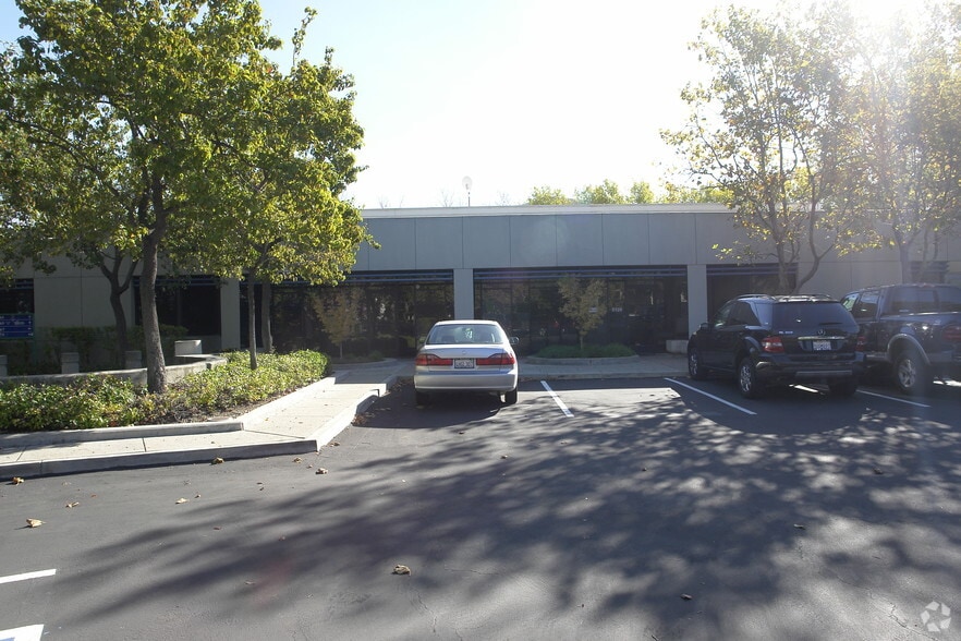 More Photos Of 5139-5145 Johnson Dr, Pleasanton Office For Lease