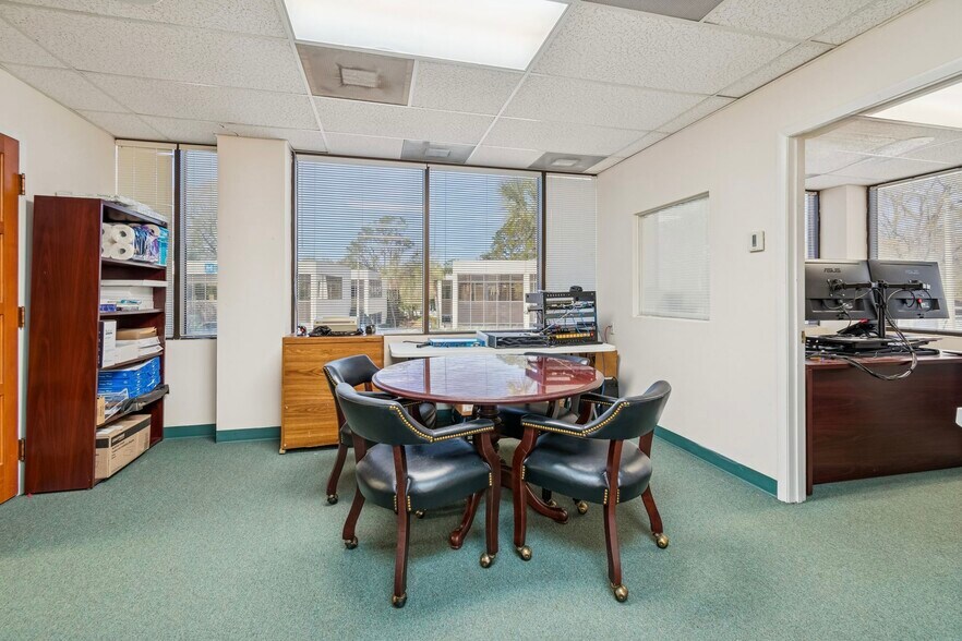 More Photos Of 3816 Gunn Hwy, Tampa Loft Creative Space For Sale