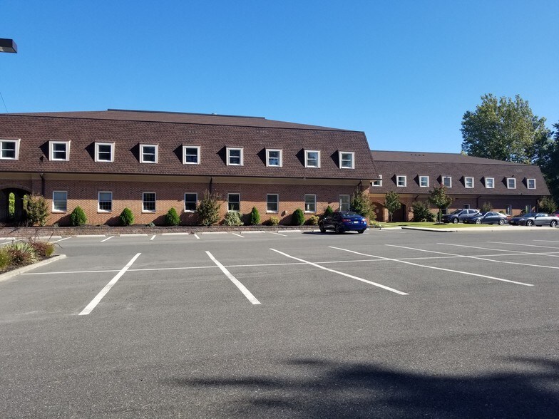 More Photos Of 1873 E Marlton Pike, Cherry Hill Office For Lease