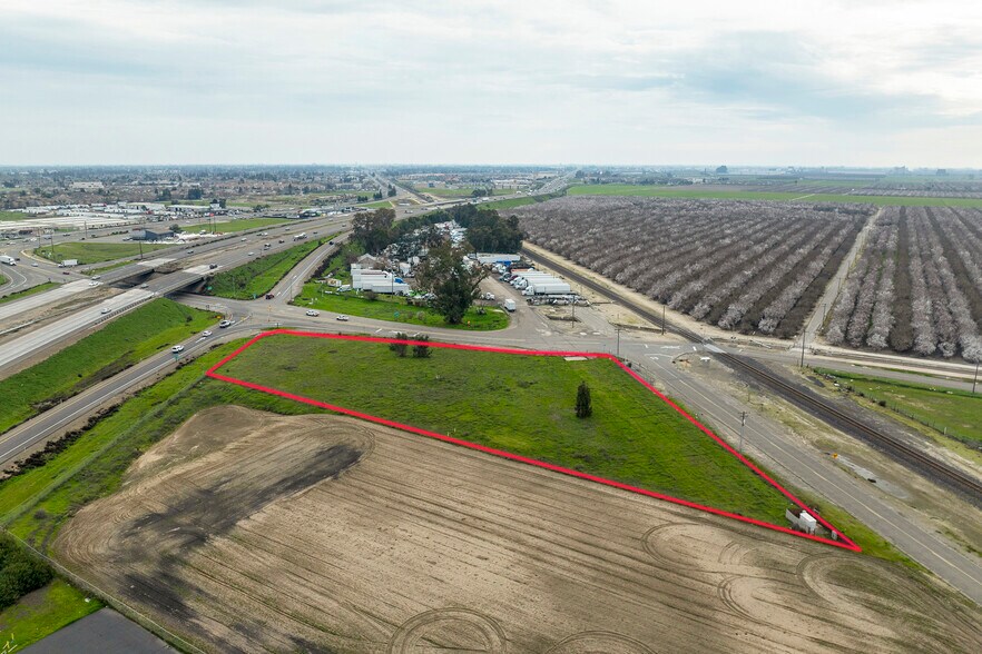 More Photos Of 4830 Taylor Ct, Turlock Land For Sale