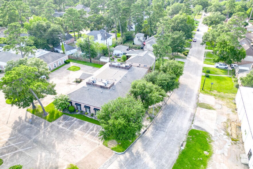 More Photos Of 14741 Pebble Bend Dr, Houston Loft Creative Space For Lease
