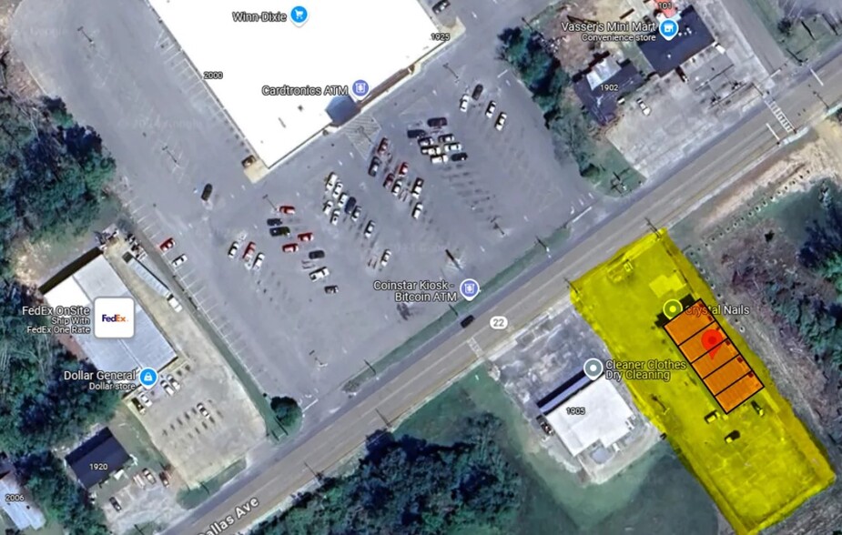 More Photos Of 1909 W Dallas Ave, Selma Storefront For Lease