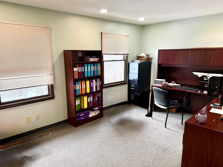 More Photos Of 4245 S A St, Richmond Medical For Lease