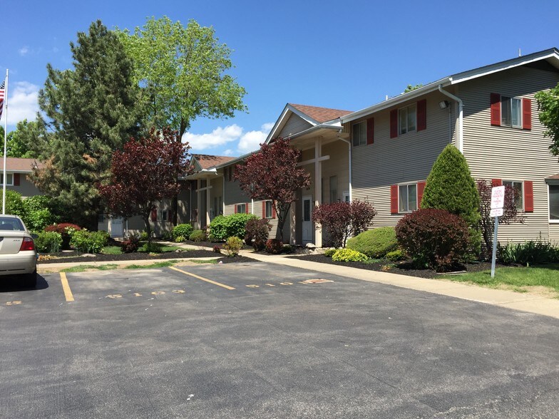 More Photos Of 4973-5271 Tuscarora Rd, Niagara Falls Apartments For Sale