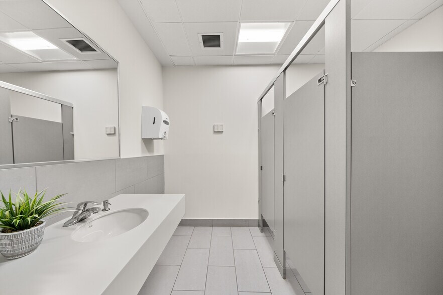 More Photos Of 1 Eliot Pl, Fairfield Office For Lease