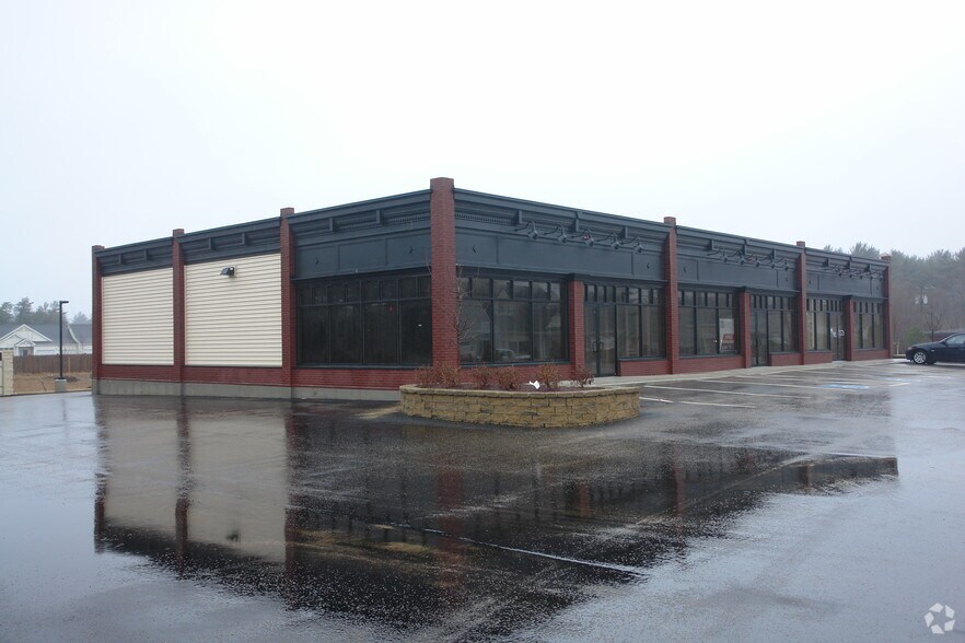 More Photos Of 73 Main St, Carver Storefront Retail Office For Lease