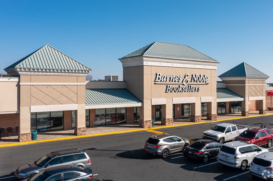 More Photos Of 8025-8125 Sudley Rd, Manassas Unknown For Lease