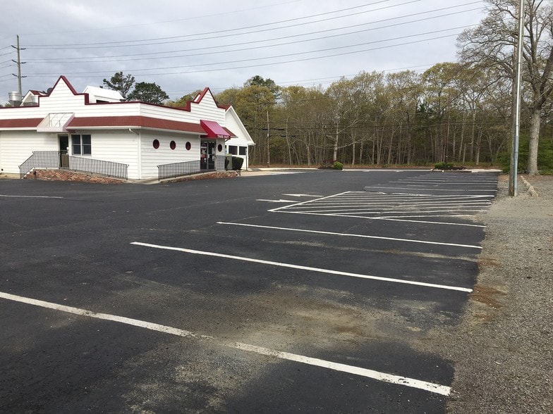 More Photos Of 364 E Main St, Tuckerton Restaurant For Sale