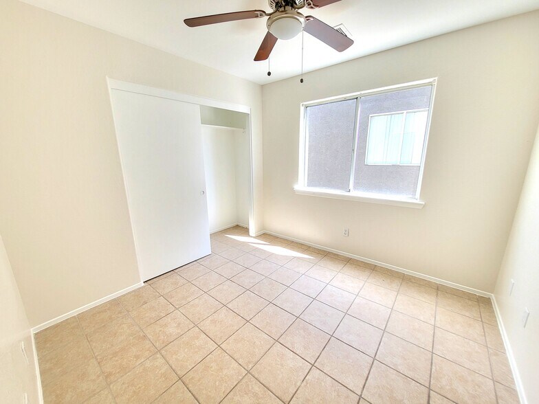 More Photos Of 1171 Sixshooter Ave, Pahrump Apartments For Sale