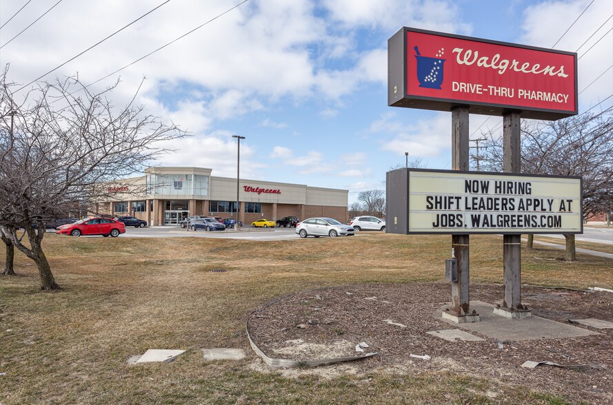 More Photos Of 34899 Groesbeck Hwy, Clinton Township Drugstore For Sale