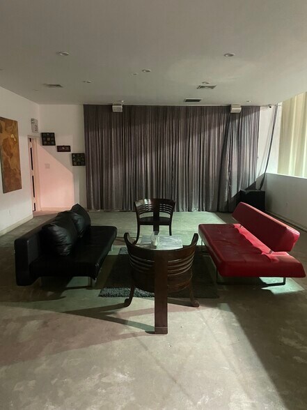 More Photos Of 1011 Dean St, Brooklyn Storefront For Lease