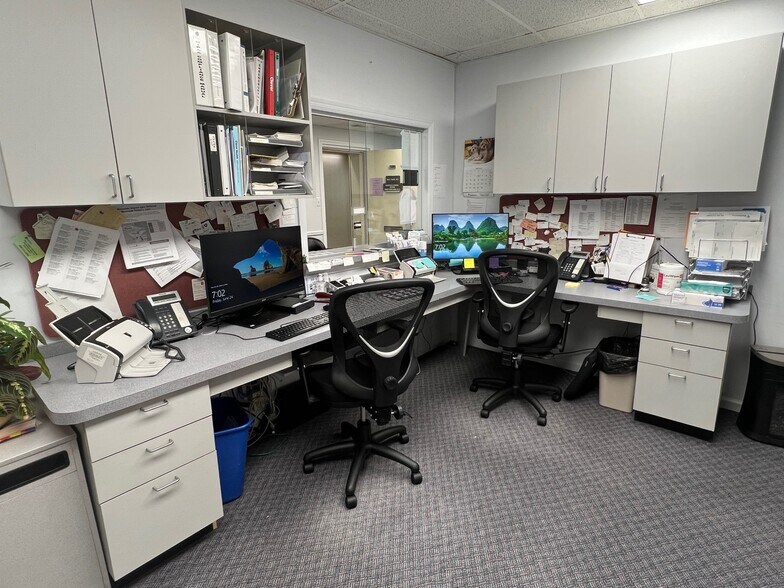 More Photos Of 3200 Sunset Ave, Ocean Medical For Lease