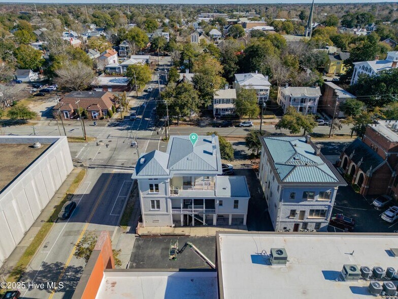 More Photos Of 19 N 5th Ave, Wilmington Office For Sale