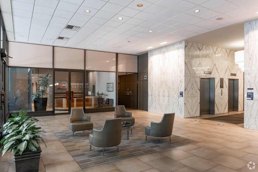 More Photos Of 2200 6th Ave, Seattle Office For Lease