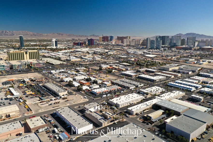 More Photos Of 5145 Rogers St, Las Vegas Light Manufacturing For Sale