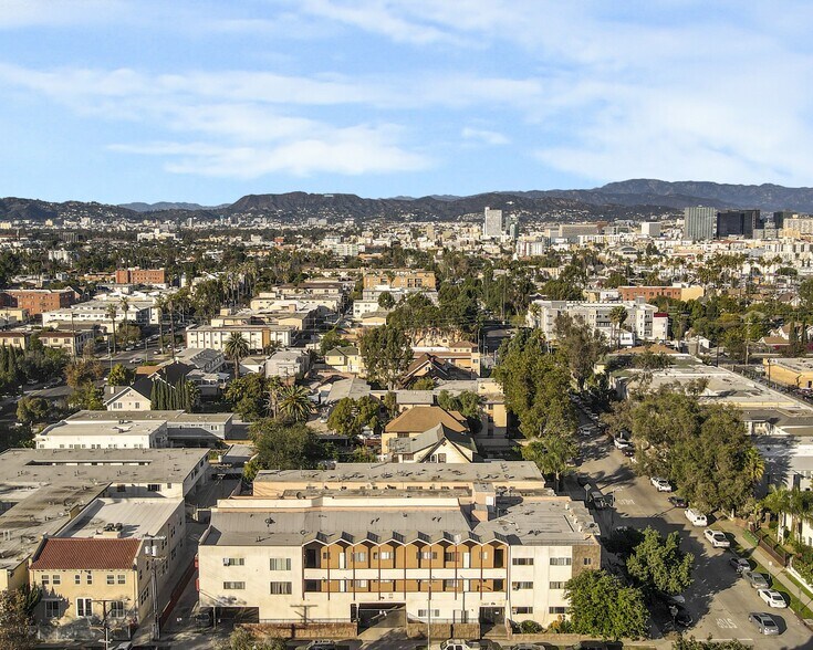 More Photos Of 2405 W 18th St, Los Angeles Apartments For Sale