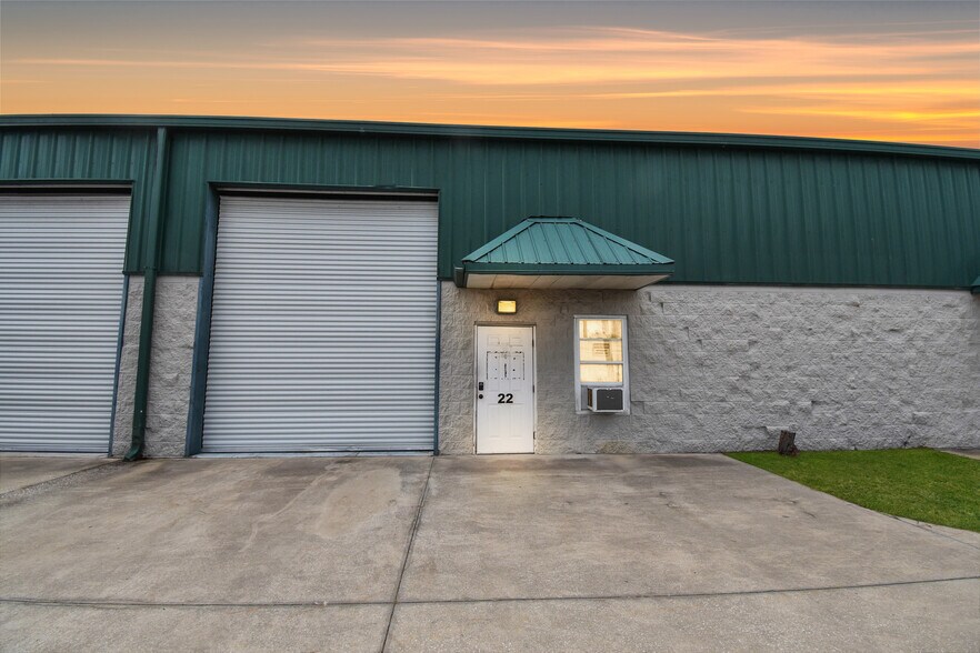 More Photos Of 1761 Dobbs Rd, Saint Augustine Warehouse For Sale