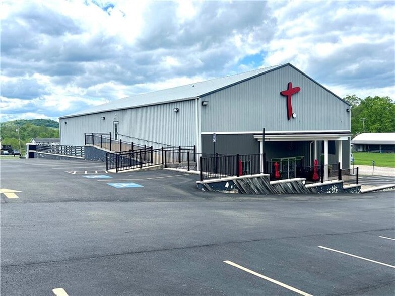 More Photos Of 550 W George St, Carmichaels Religious Facility For Sale