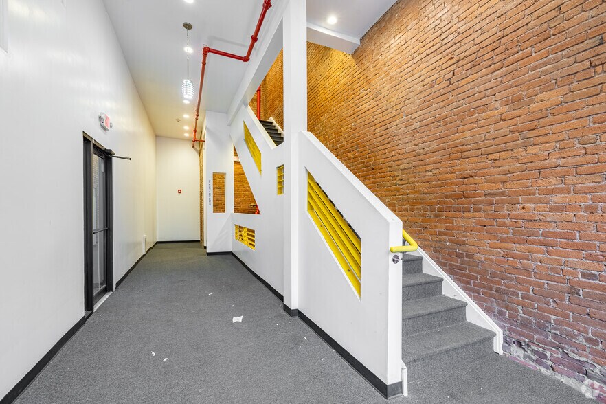More Photos Of 123 Court St, Binghamton Apartments For Sale