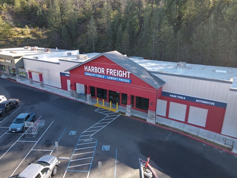 More Photos Of 1426-1480 Broadway, Placerville Freestanding For Lease