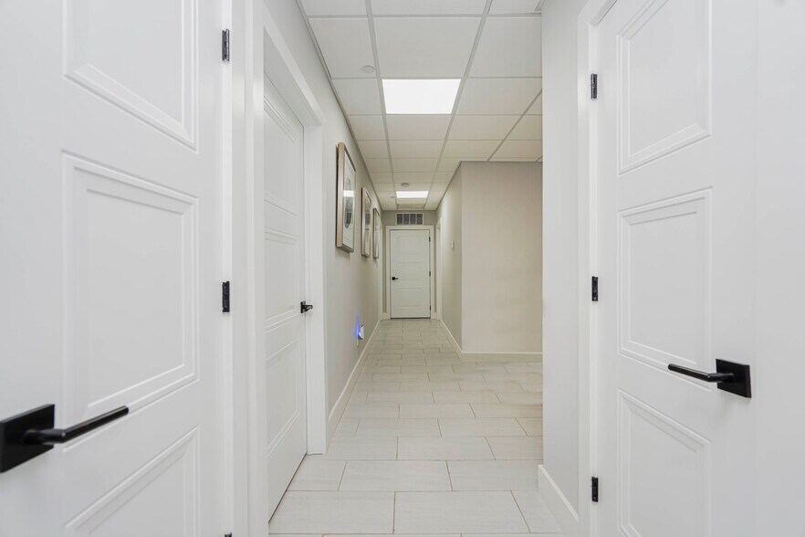 More Photos Of 21 Prall Ave, Staten Island Office Residential For Sale