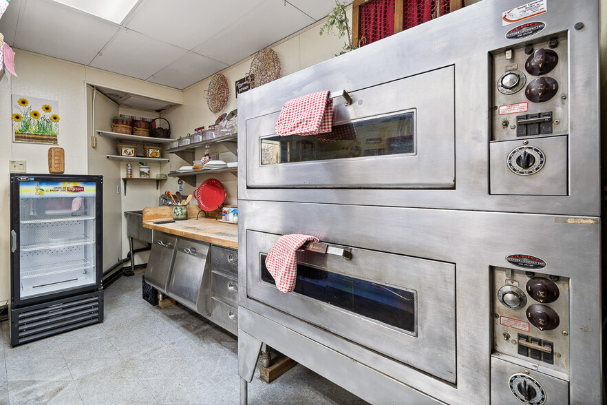 More Photos Of 816 Harrison Ave SW, Canton Restaurant For Sale