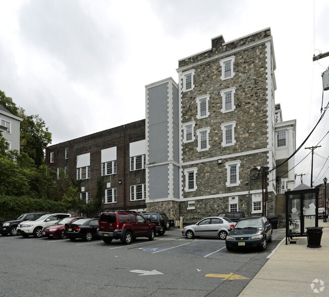 More Photos Of 75 S Main St, Phillipsburg Office For Lease