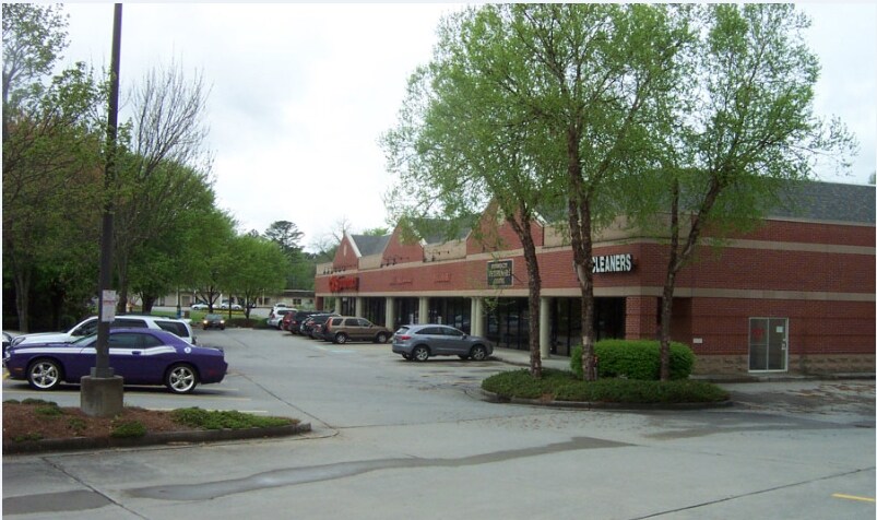 More Photos Of 1610 Mt Vernon Rd, Atlanta Storefront For Sale